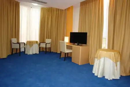 Airport Tirana - 40