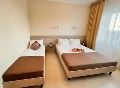 Morskaya Volna - 104