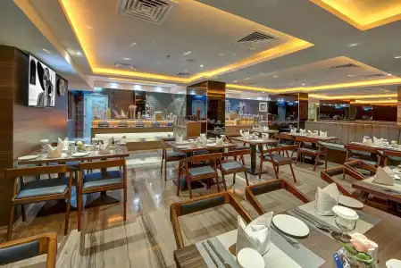 Omega Dubai - 17