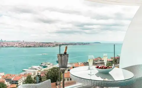 Opera Bosphorus - Preferreds and Resorts - 0