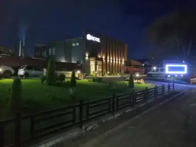 Altyn Shatyr and Restaurant - 3