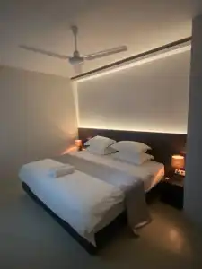 VIOLET INN - 6