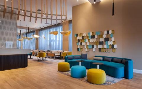 Hampton By Hilton - 3