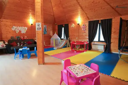 Everest Rest House House - 12