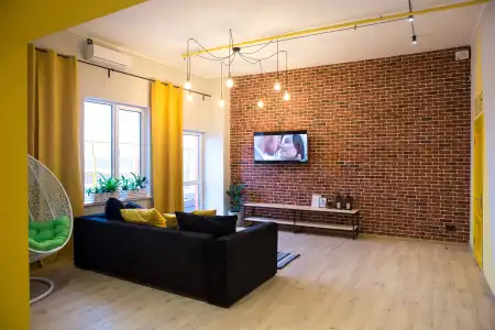 Bee Station - Hostel - 25