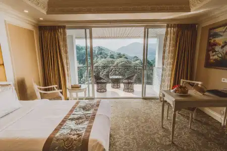 The Grand Kandyan - 14