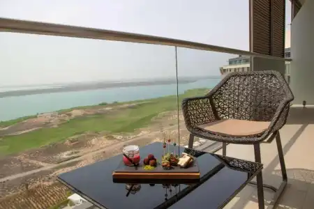 Radisson Blu, Abu Dhabi Yas Island - 12