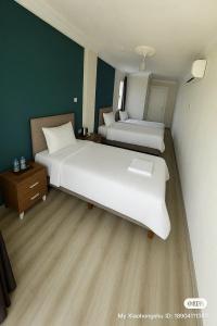 Airport Guest House - 17