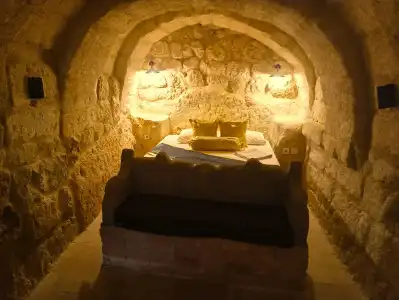Stone Age Mansion - 94