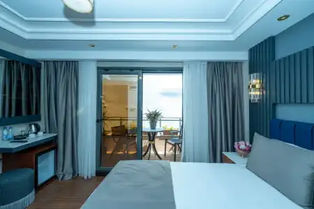 Freya Luxury - 123