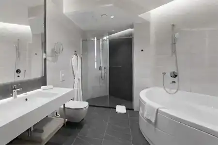 Grand "Megapolis" - 82