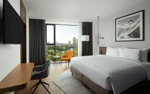 Radisson Blu Leninsky Prospect, - 80