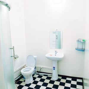 World Guest House - 3