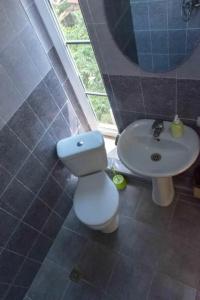 Jr's House - 52