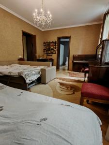 Qilimcha's Guest House - 146
