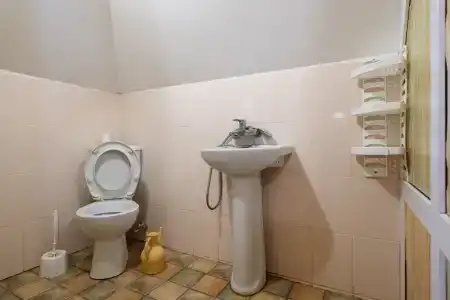 Yakor Guest House - 112