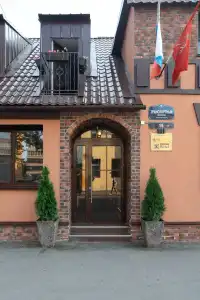 Zoom - 3