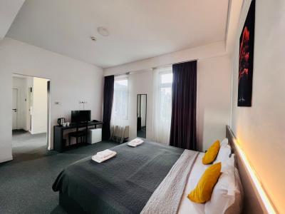 Meidan Inn - 43