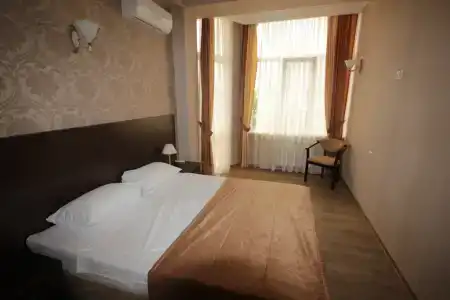 Maestro Guest House - 37