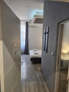 Central Park Residence Guest House - 12