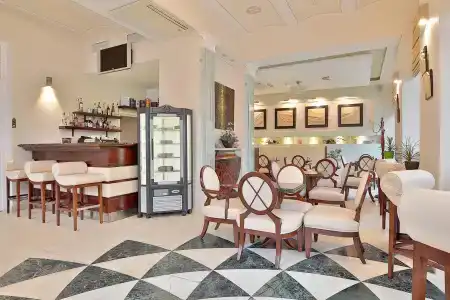Sun Palace Wellness - 15