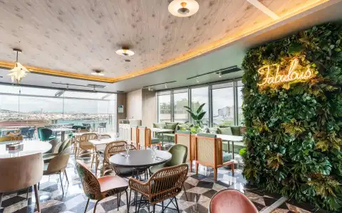 Opera Bosphorus - Preferreds and Resorts - 37