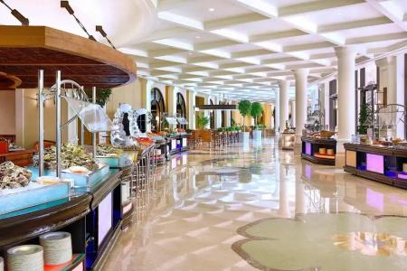 The Ritz-Carlton Abu Dhabi, Grand Canal - 4