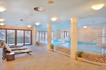 Retro Riverside Wellness Resort - 24