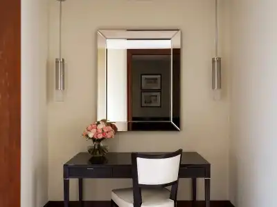 Four Seasons - 109