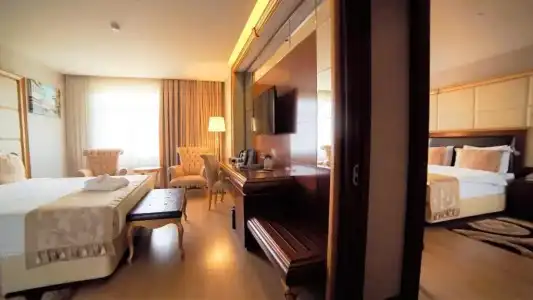 Wyndham - 51