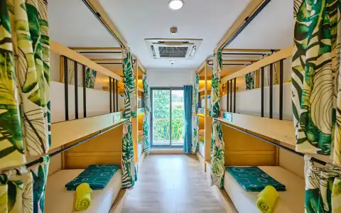 Lub d Koh Samui Chaweng Beach Hostel - 40