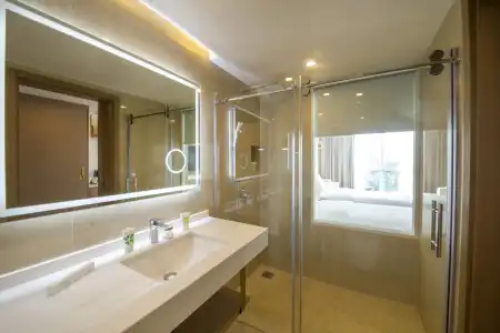 Luxotel Aqaba Beach Resort & Spa - 8