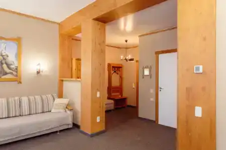 Alesha Popovich Dvor - 100