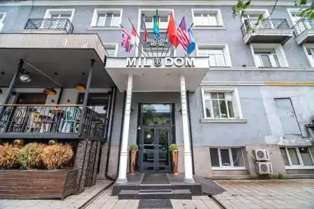 Mildom - 13