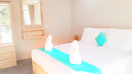 Amvoj Maldives Thulusdhoo Guest House - 9