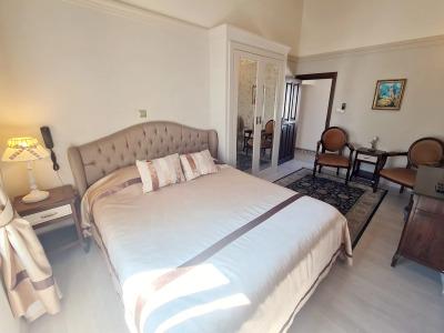 Sofia Boutique 9 - 190