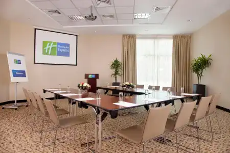  Holiday Inn Express Dubai - Safa Park, an IHG - 30