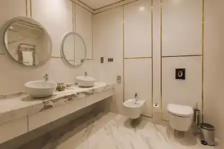 Hilton Garden Inn - 73