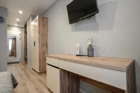 Vash Salut Apart - 121