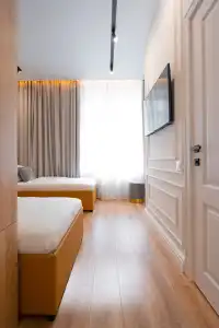 Suite - 27
