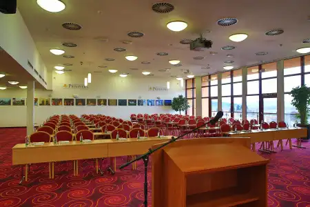 Primavera & Congress Centre - 14