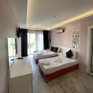 Beachway Side - 33