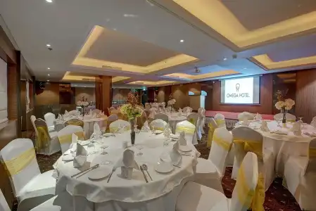 Omega Dubai - 35
