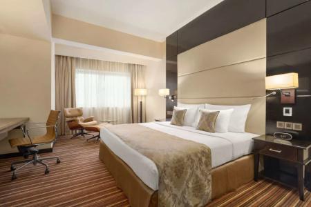 Ramada by Wyndham Colombo - 21