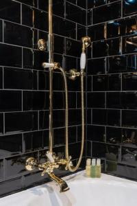 DOM Boutique by Authentics - 123