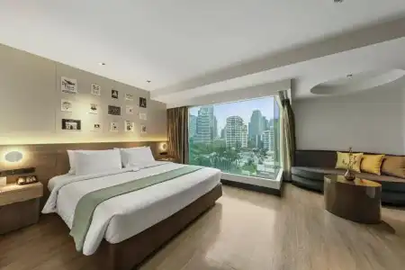 Golden Tulip Mandison Suites - 2
