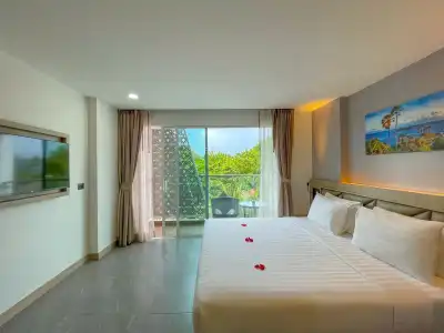 Clarian Beach Patong - 102