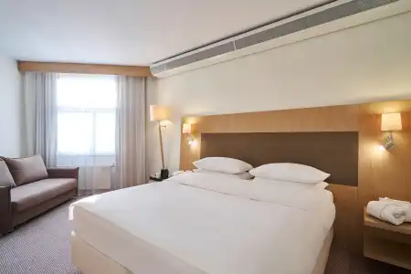 Park Inn by Radisson - 45