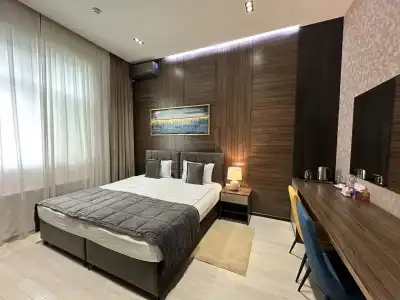 Home Boutique - 8