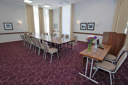 Hampton by Hilton - 25